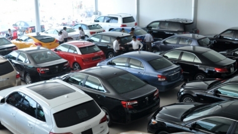 Hơn 200.000 ô tô, xe máy thực hiện nộp lệ phí trước bạ bằng phương thức điện tử