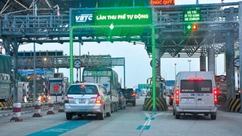 Chính phủ yêu cầu TP. Hồ Chí Minh và Thái Bình khẩn trương thu phí không dừng