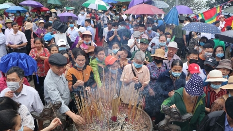 Hơn 60.000 du khách đã về dâng hương dịp Giỗ Tổ Hùng Vương 2021