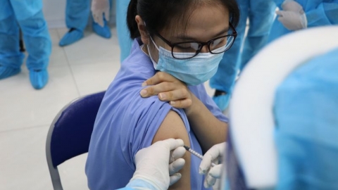 Hà Nội: Triển khai tiêm vắc xin phòng Covid-19 cho người dân trên địa bàn thành phố Hà Nội