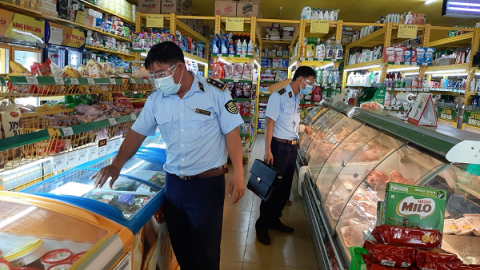 Tiền Giang: Tiến hành giám sát, tuyên truyền tại 16 cửa hàng Bách Hóa Xanh