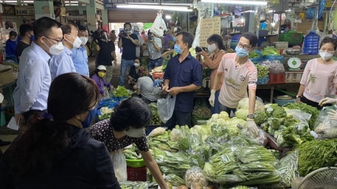 TP. HCM: Khảo sát, nắm bắt tình hình cung ứng hàng hóa tiêu dùng thiết yếu và phòng, chống dịch bệnh