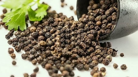 Giá tiêu ngày 25/7: Cao nhất ở mức 75.000đ/kg