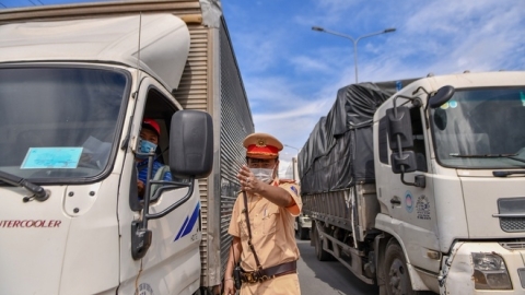 Tổng cục Đường bộ làm rõ một số nội dung liên quan đến việc áp dụng “Luồng xanh” vận tải