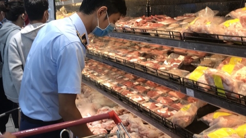 Cục QLTT Khánh Hòa: Tăng cường kiểm tra, giám sát tình hình thị trường, giá cả các mặt hàng thiết yếu