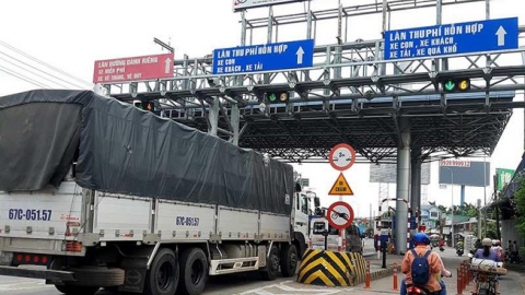 Tạm dừng thu phí trên địa bàn các địa phương thực hiện giãn cách xã hội