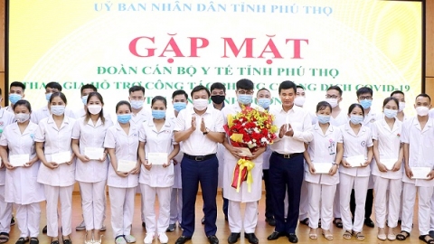 Phú Thọ: 52 cán bộ y tế lên đường hỗ trợ tỉnh Bình Dương chống dịch Covid-19