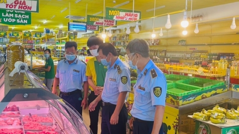 Bà Rịa Vũng Tàu: Lập biên bản 3 cửa hàng Bách Hóa Xanh không niêm yết giá, hàng quá hạn