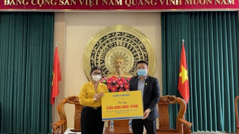 Nam A Bank mang món quà Trung thu ý nghĩa đến trẻ em vùng dịch