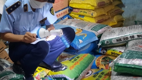 Lực lượng Quản lý thị trường Bình Định: Tịch thu, tiêu hủy hàng hóa trị giá hơn 1,5 tỷ đồng