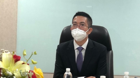 Bị nghi thao túng giá cổ phiếu, Louis Holdings nói gì?