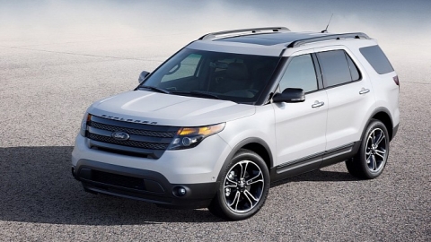 Triệu hồi hơn 126.000 xe Ford Explorer do nguy cơ gãy tay đòn hệ thống treo