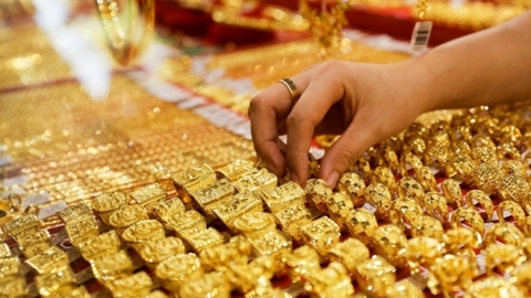 Giá vàng ngày 18/10: Sẽ vượt ngưỡng 1.800 USD/ounce