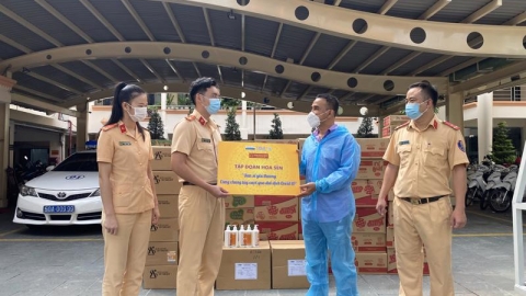 Tôn Hoa Sen đồng hành cùng chương trình âm nhạc tôn vinh chiến sĩ tuyến đầu chống dịch Covid-19