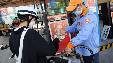 Nhập khẩu xăng dầu tăng mạnh trong nửa đầu tháng 11/2022