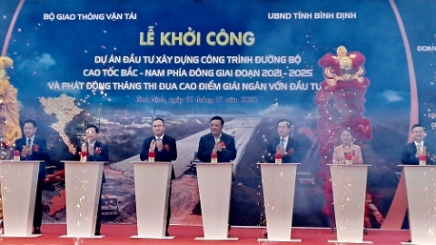 Khởi công dự án đường bộ Cao tốc Bắc - Nam phía Đông