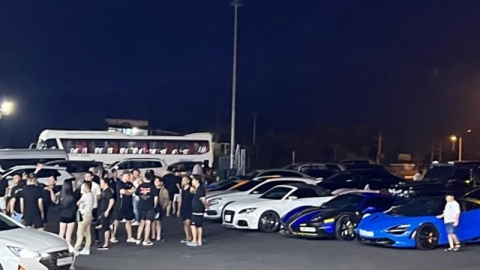 CSGT chặn bắt 20 'siêu xe' trên cao tốc TP. HCM- Long Thành- Dầu Giây