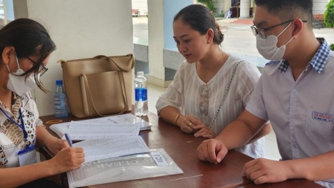 TP. HCM sẽ tư vấn trực tiếp tại trường cho phụ huynh và học sinh về tuyển sinh lớp 10/2024