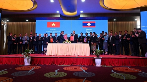 Tăng cường quan hệ hữu nghị đặc biệt và hợp tác toàn diện Việt Nam - Lào