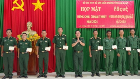 BĐBP An Giang họp mặt cán bộ, chiến sĩ người dân tộc Khmer nhân dịp Tết Chôl Chnăm Thmây năm 2024