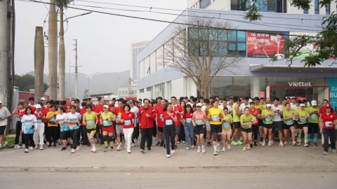 Lạng Sơn có trên 2.000 người tham gia hưởng ứng chiến dịch “Triệu bước chân nhân ái”