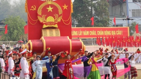 Nghìn quân hùng dũng tổng duyệt diễu binh, diễu hành 70 năm Chiến thắng Điện Biên Phủ