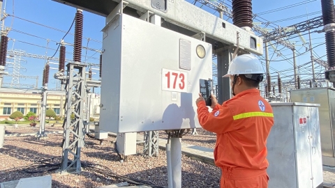 Nhu cầu điện tăng trưởng cao, EVN vẫn đảm bảo cung cấp điện an toàn liên tục
