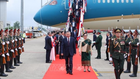 Chủ tịch nước Tô Lâm đến Vientine, bắt đầu thăm cấp Nhà nước Lào