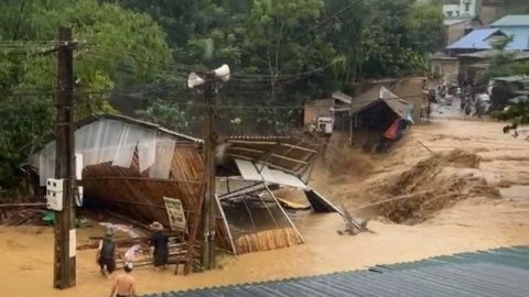 Cảnh báo lũ quét, sạt lở đất do mưa lũ ở Hòa Bình, Thanh Hóa, Kon Tum