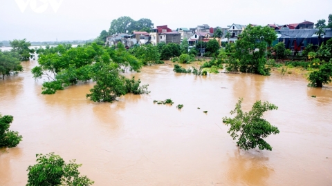 Rút lệnh báo động 2 trên sông Hồng ở nhiều địa phương