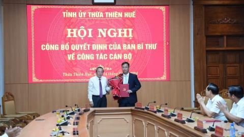 Ông Phạm Đức Tiến, Ủy viên Ủy ban Kiểm tra Trung ương giữ chức Phó Bí thư Tỉnh ủy Thừa Thiên Huế