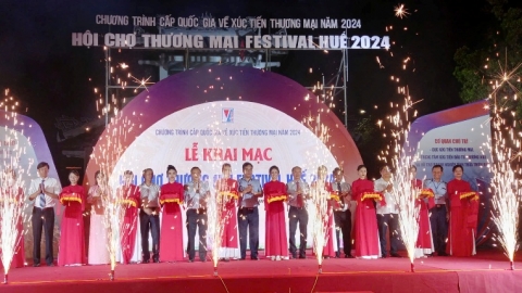 Gần 300 gian hàng tham gia Hội chợ Thương mại Festival Huế 2024