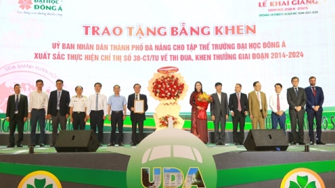 Đà Nẵng: Gần 30 tỷ đồng học bổng dành tặng sinh viên Trường Đại học Đông Á