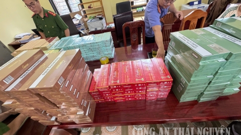 Thái Nguyên: Khởi tố chủ cửa hàng tạp hóa buôn bán thuốc lá điếu nhập lậu