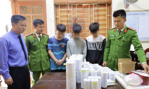 Nghệ An: Bắt giữ nhóm học sinh liều mình chế tạo pháo nổ