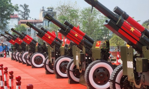 Dàn pháo chuẩn bị cho Lễ kỷ niệm 70 năm Chiến thắng Điện Biên Phủ