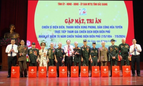Bắc Giang: Gặp mặt, tri ân các chiến sĩ Điện Biên