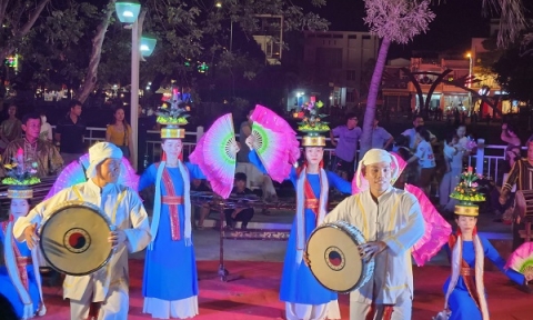 Ninh Thuận: Đón 150.000 lượt khách trong dịp nghỉ lễ 30/4- 01/5