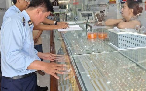 An Giang: Xử lý 25 vụ vi phạm về hàng giả, xâm phạm nhãn hiệu trong 10 tháng