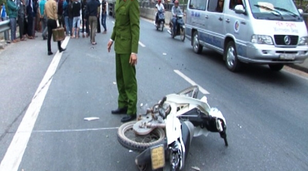 Quảng Bình: Truy bắt "xe điên" gây tai nạn chết người rồi bỏ chạy