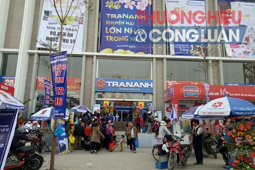 Nguy hiểm rình rập khi mua hàng tại nhiều siêu thị Trần Anh