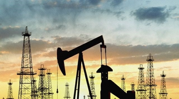 Giá dầu tăng nhẹ sau chuỗi ngày giảm mạnh