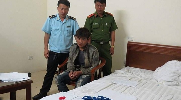 Hà Tĩnh: Đột kích khách sạn, bắt đối tượng tàng trữ 2.198 viên hồng phiến