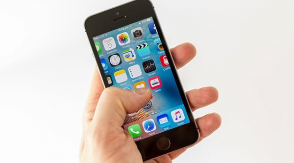 Apple báo cáo doanh số iPhone sụt giảm đột ngột