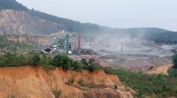 Xã Minh Quang (Tam Đảo, Vĩnh Phúc): Mỏ đá “tàn phá” nhà dân