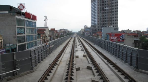 Dự án đường sắt Cát Linh – Hà Đông: Xuất hiện gỉ sét và vết nứt dài