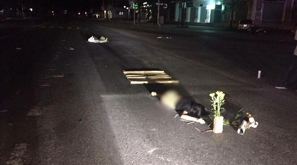 Hà Tĩnh: Phát hiện một phụ nữ chết loã thể giữa đường