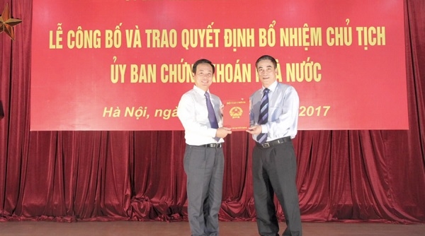 Ông Trần Văn Dũng giữ chức Chủ tịch Ủy ban Chứng khoán Nhà nước