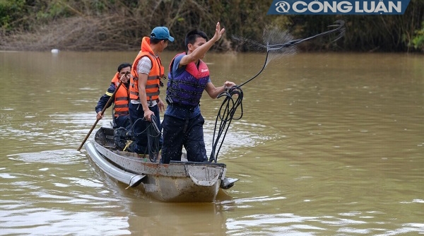 Lâm Đồng: Lật xuồng 5 người mất tích trên sông Krông Nô