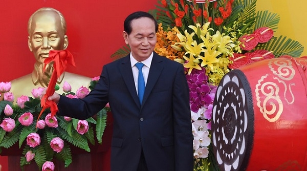 Chủ tịch nước Trần Đại Quang đánh trống khai giảng năm học 2017-2018